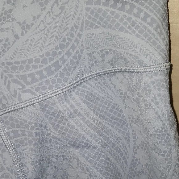 Athleta Elation Textured Leggings in Gray - Picture 6 of 8